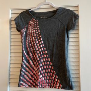 Ideology workout top